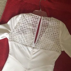 Short sleeve white dress